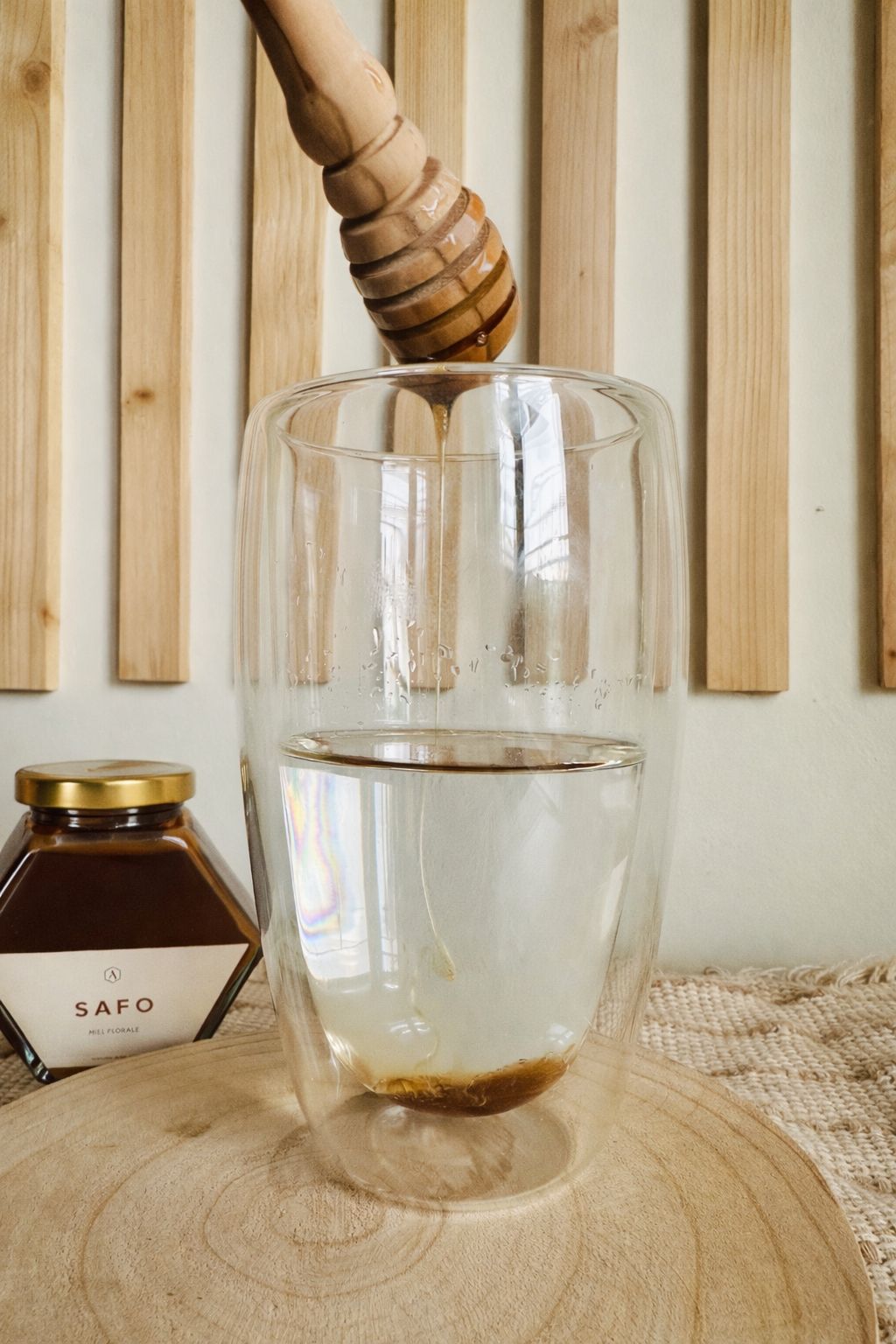 3 Tests pour différencier le vrai miel du faux